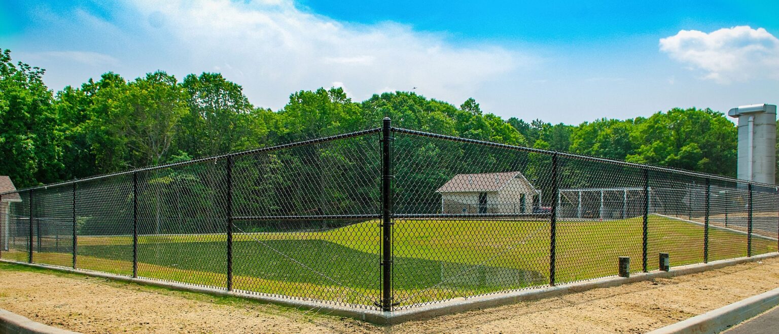 Discover the Best Chain Link Fence Company Near You Chamblee Fence
