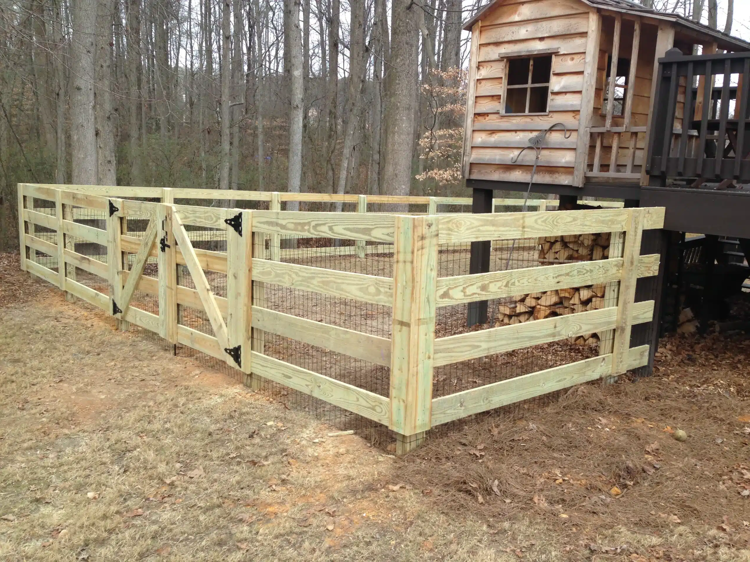 Stone Mountain Wood Fence Installation Company