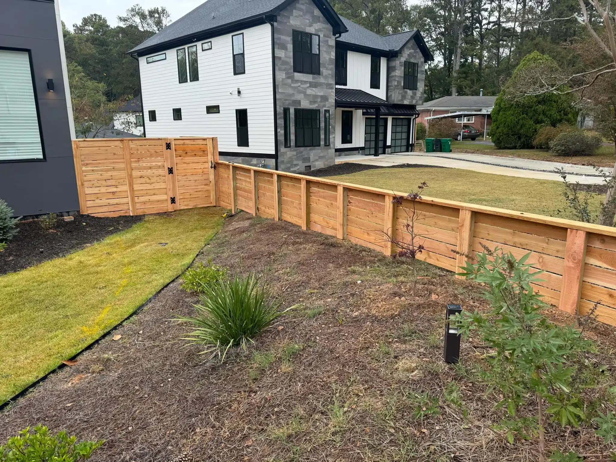 Peachtree Corner Wood Fence Installation Company